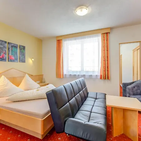 公寓 In Tyrol In An Attractive Area *